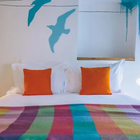 Artist Cornwall 4*