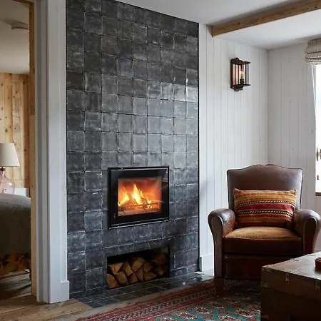 Artist Cornwall 4*